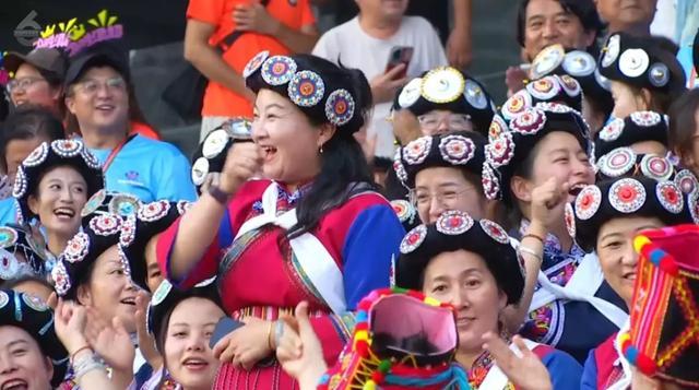 前线丨世界杯淘汰赛开战,看看“中登球员”的狼狈、不甘、挣扎、潇洒、从容